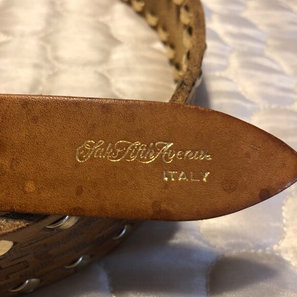 Saks Fifth Avenue Italian Tooled Leather Studded Belt – Size 75 - Picture 4 of 7